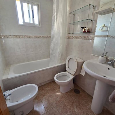 Location longue durée d’un appartement cosy, 55 m², Torrevieja, Espagne